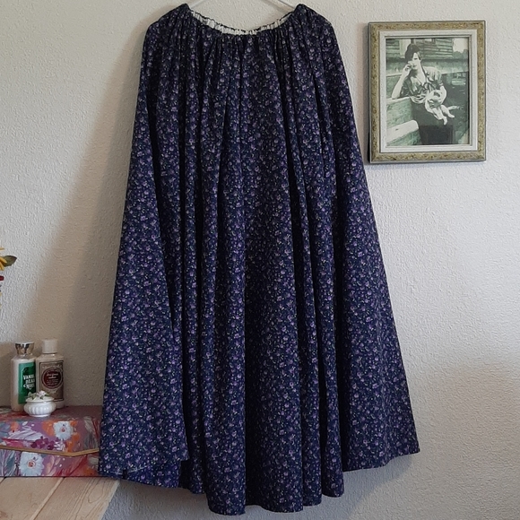 Renaissance handmade Dresses & Skirts - 🥀Renaissance/Pioneer Blue Floral Skirt OSFM